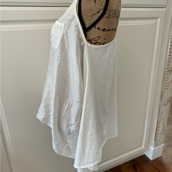 Guess by Marciano Silk front tank top size M - Picture 4 of 7